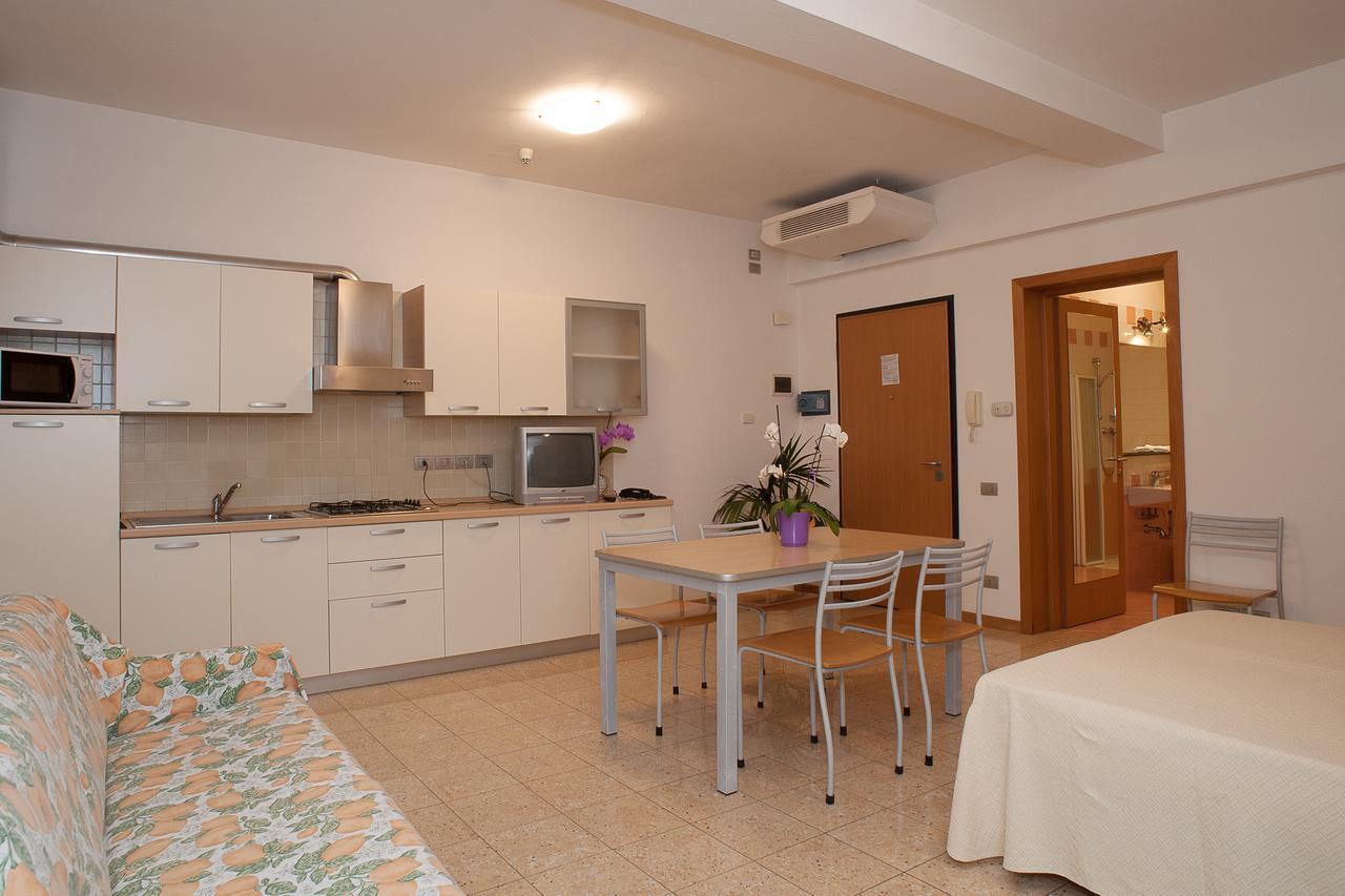 Residence Ca D'Oro Лидо ди Йезоло Екстериор снимка