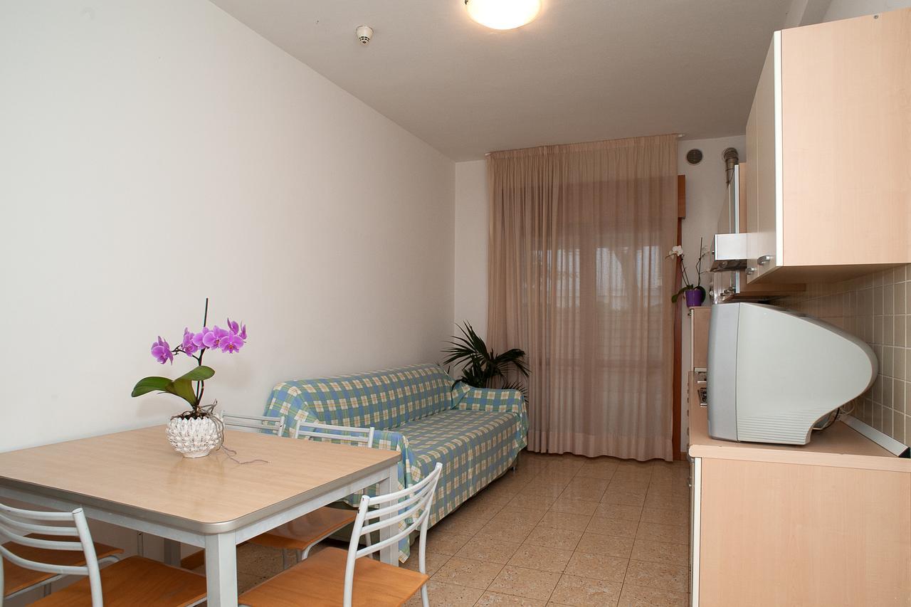 Residence Ca D'Oro Лидо ди Йезоло Екстериор снимка