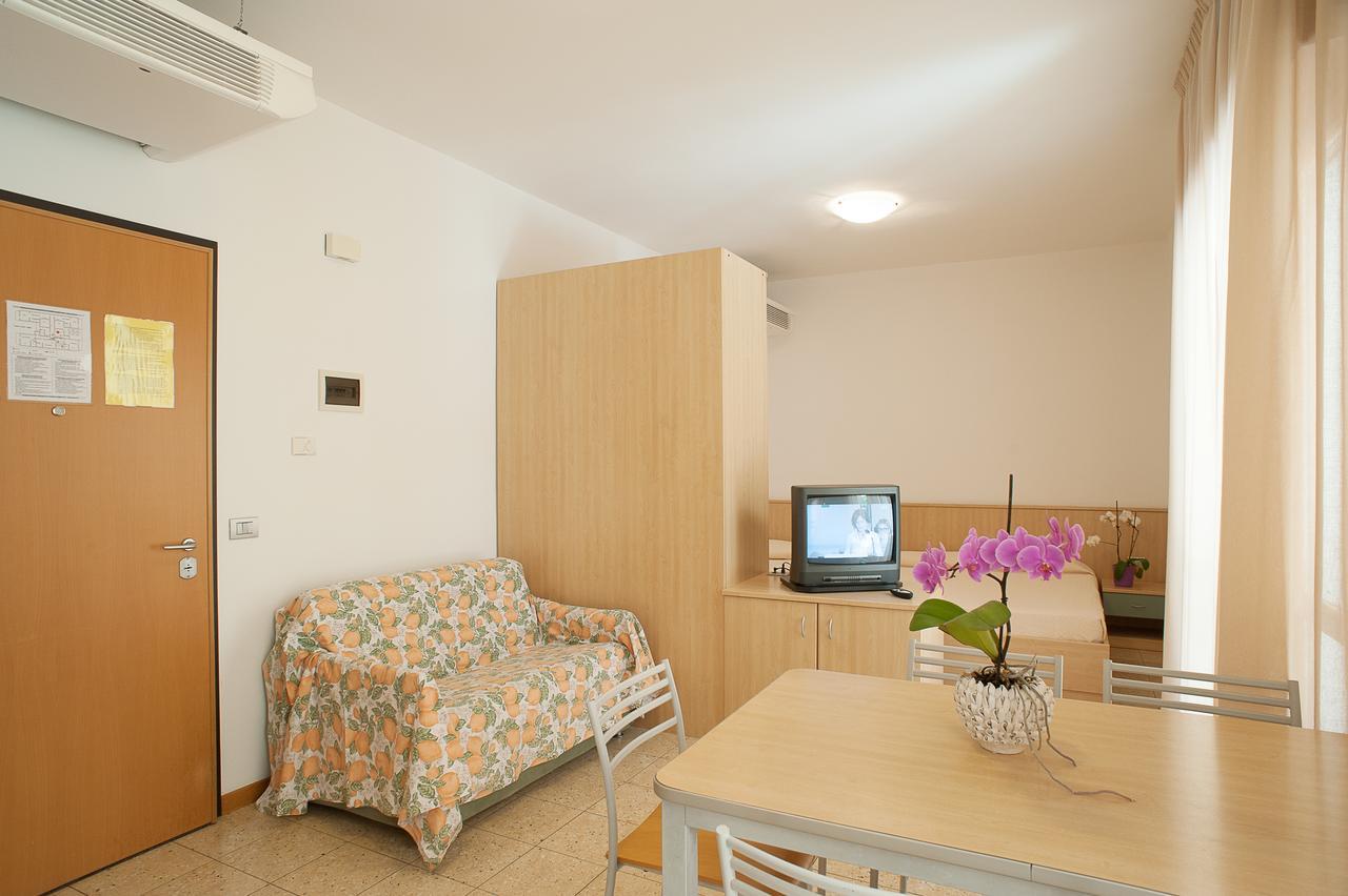 Residence Ca D'Oro Лидо ди Йезоло Екстериор снимка